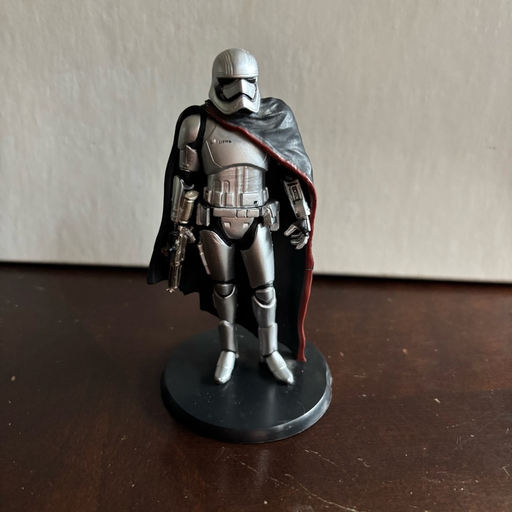 Disney Star Wars Action Figure Cake Topper Captain Phasma 4” Collectible London